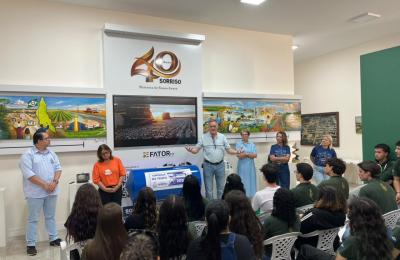 Cápsula do Tempo é relançada e população pode depositar cartas sobre futuro de Sorriso para 2036