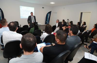 Servidores de Sorriso participam de treinamento sobre Reforma Tributária