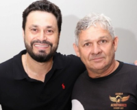 Honestidade e tecnologia: câmeras de segurança auxiliam empresário na saga de devolver dinheiro encontrado na rua