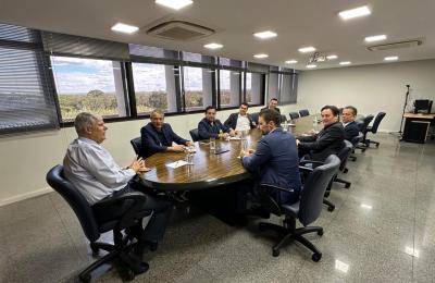Comitiva de Sorriso discute avanços no Aeroporto Regional Adolino Bedin em reunião com a Infraero