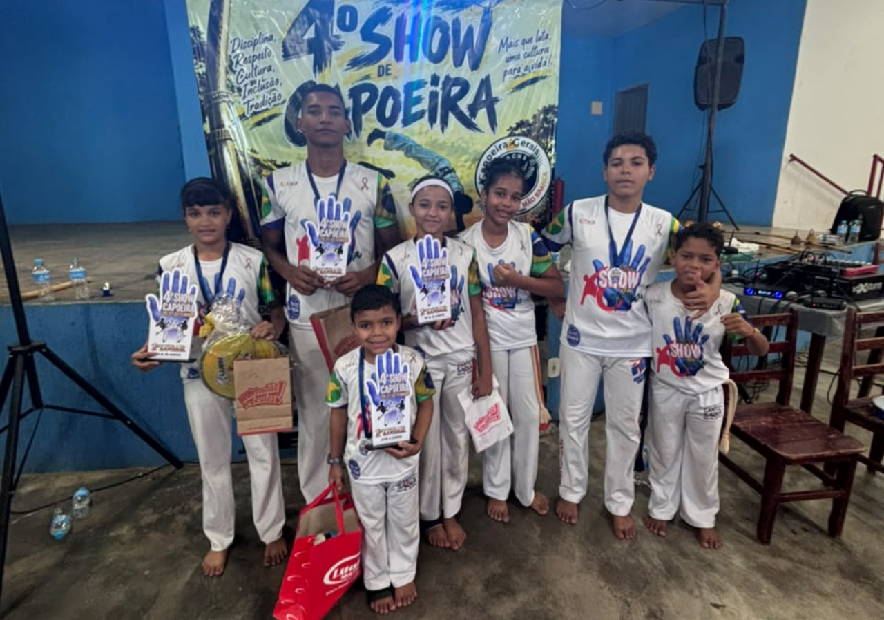 Capoeira de Sorriso conquista cinco medalhas de ouro em competição regional em Colíder