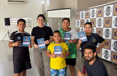 Alunos do projeto de Combate à obesidade infantil integram oficina de alimentação saudável