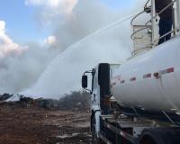 Prefeitura intensifica combate ao fogo no DME