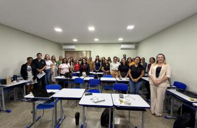 Professores da Rede Municipal de Sorriso participam de formação sobre o Saeb