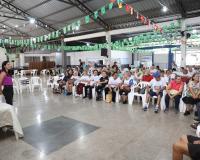 Delegada da PJC conversa com idosos sobre prevenção da violência