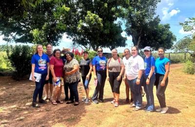 Sorriso compartilha experiências de fortalecimento da agricultura familiar em encontro regional de mulheres do campo