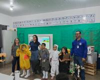 Indea leva conhecimentos sobre agropecuária a alunos da Escola Leonel Brizola